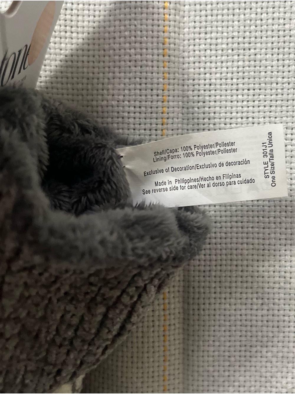 Isotoner Women’s Gray Fair Isle Touchscreen Gloves - Picture 3 of 3
